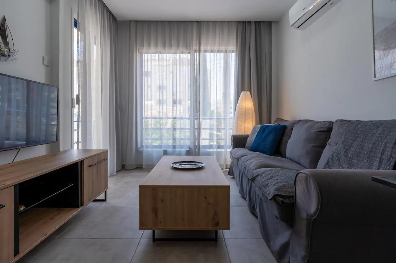 A Blissful 1-Bedroom Voyage In Larnaca 0*,  Kıbrıs